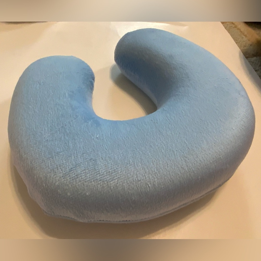 BLUE MEMORY FOAM SUPPORT CUSHION TRAVEL PLUSH BABY TRAVEL PILLOW